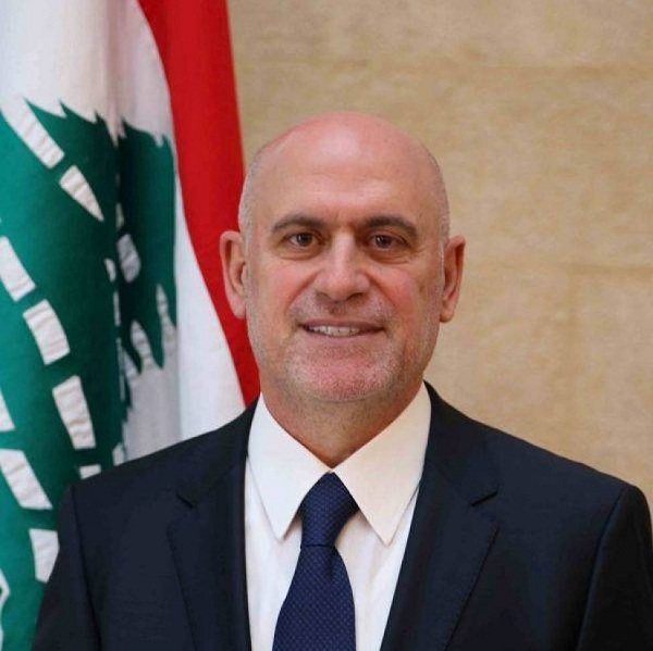  يوسف فنيانوس